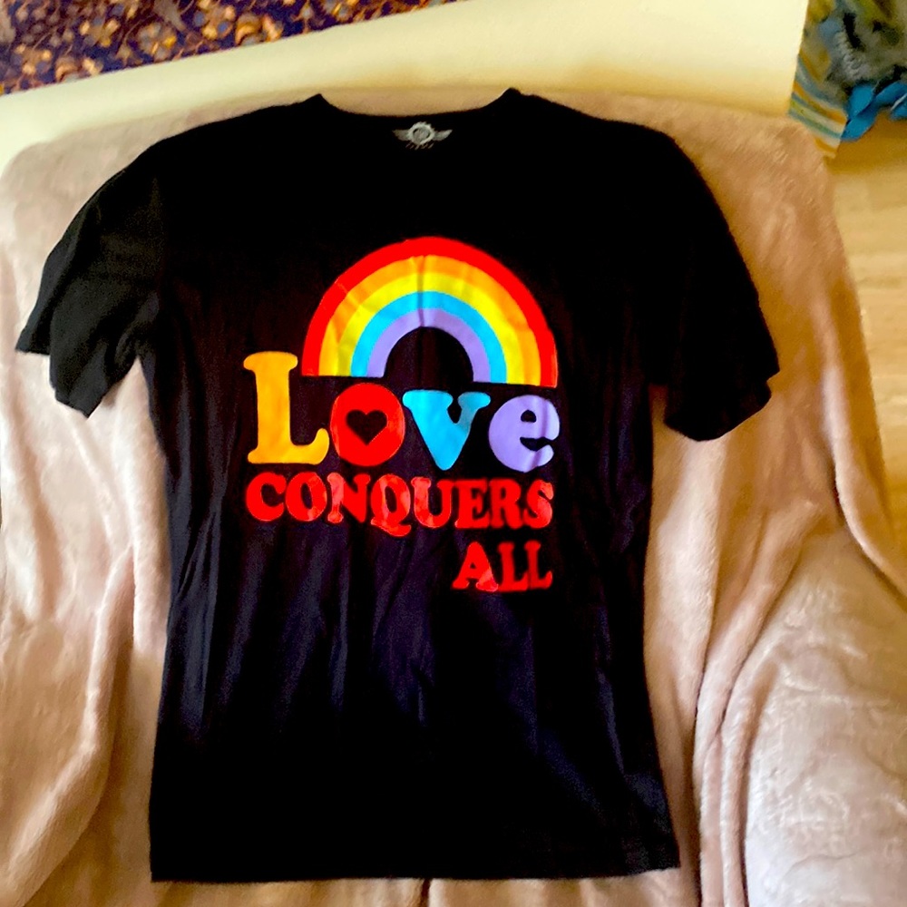SM black graphic Tee, “all love is unconditional” LGBTQ+ ally shirt
